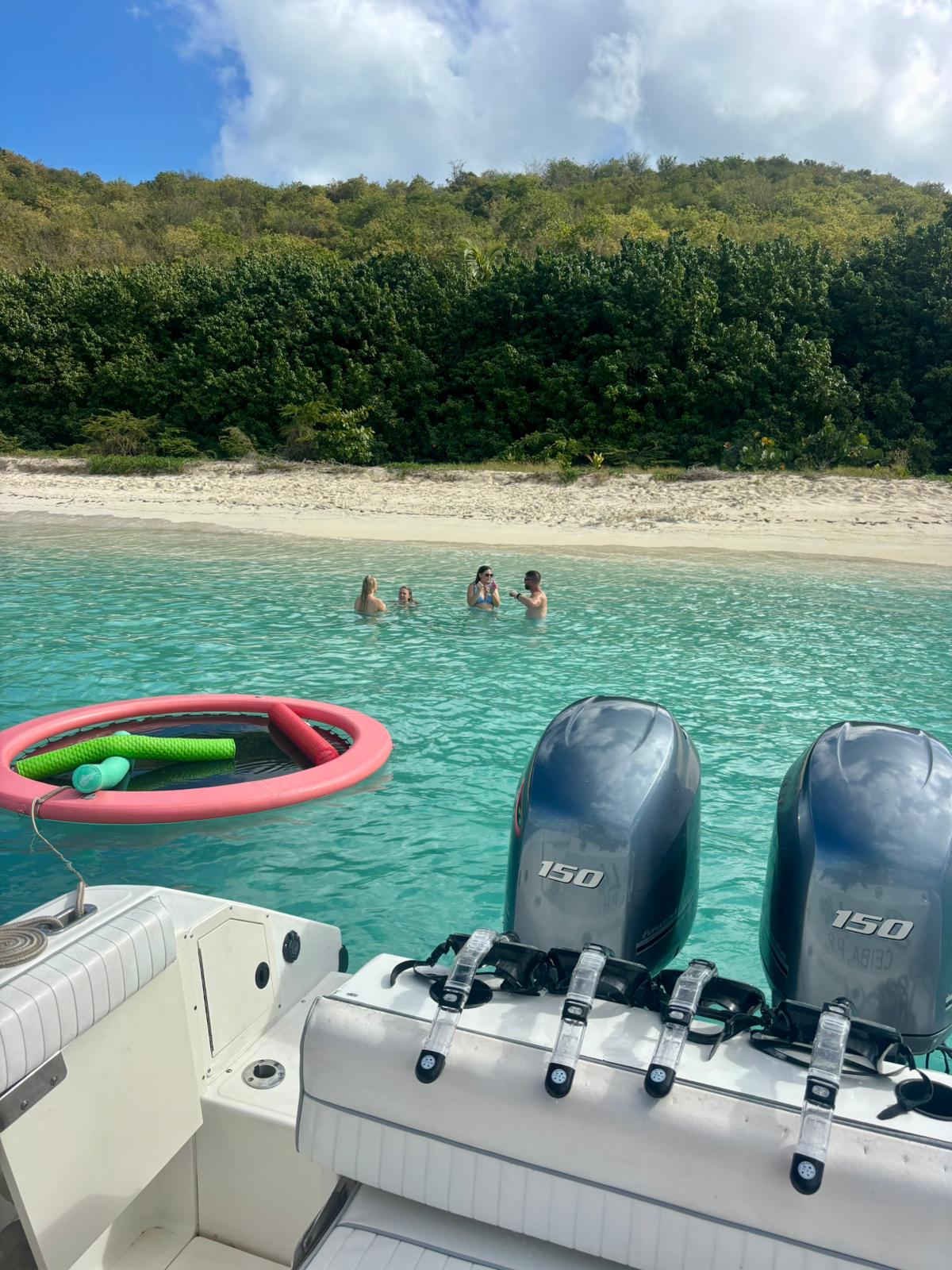 Boston Whaler 24' boat charter in Puerto Rico