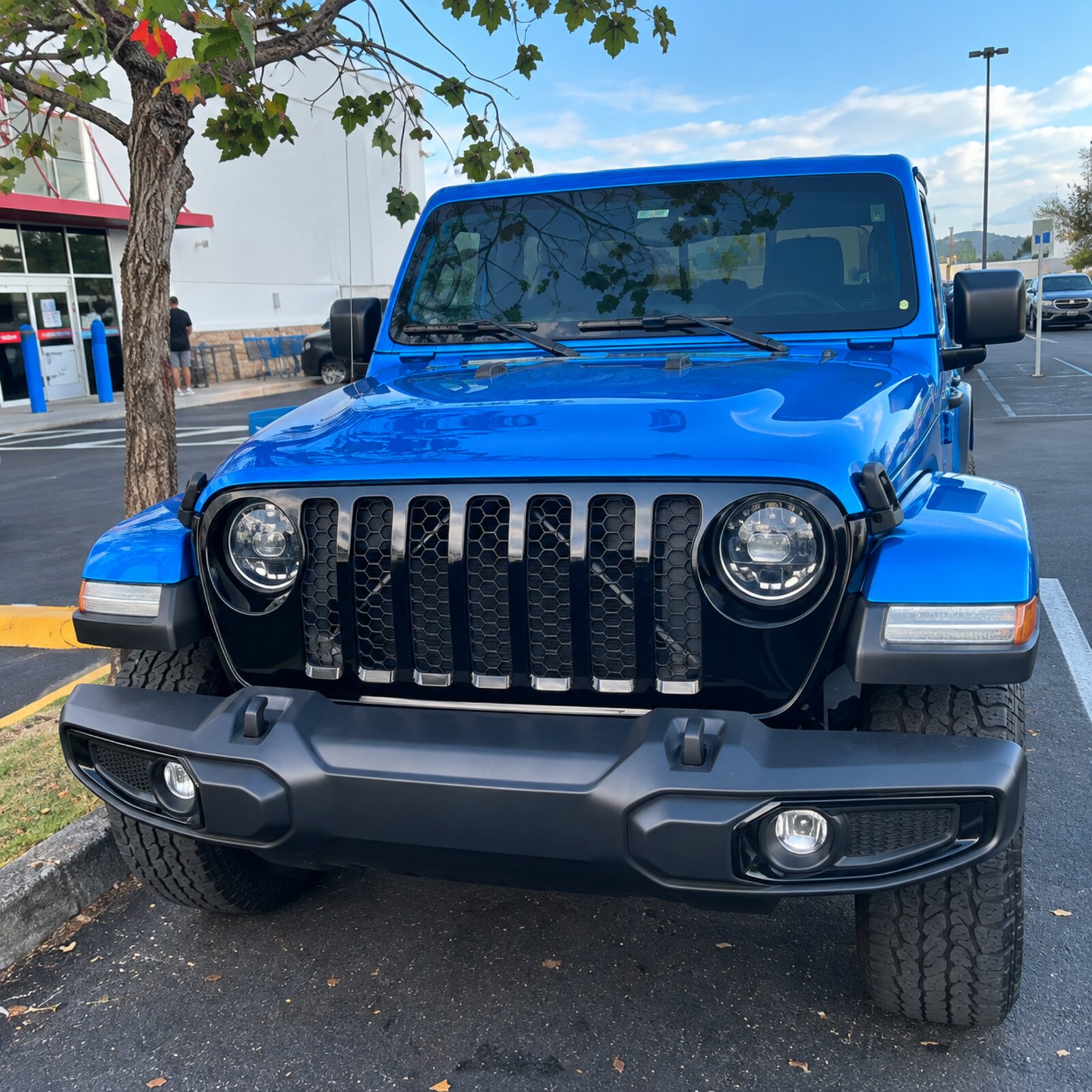 Blue Jeep Wrangler Willys available for daily rental in Puerto Rico