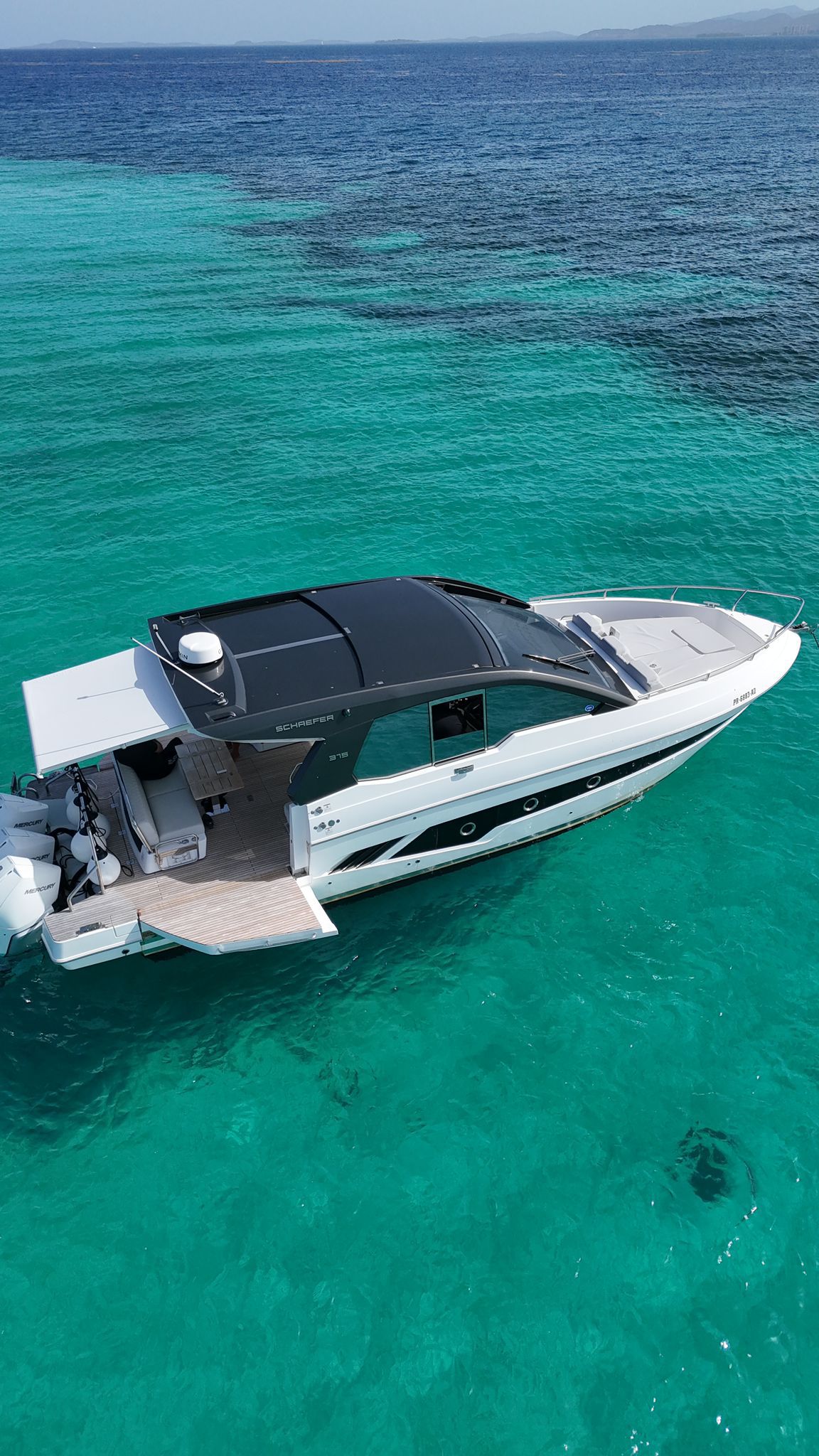 Shaefer 40" Luxury Charter anchored in clear Puerto Rico waters
